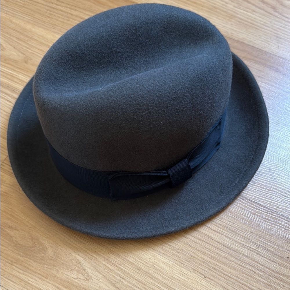 Stylish Dark Gray Bowler Hat Size 6 7/8 or 55 100% Wool Made in USA